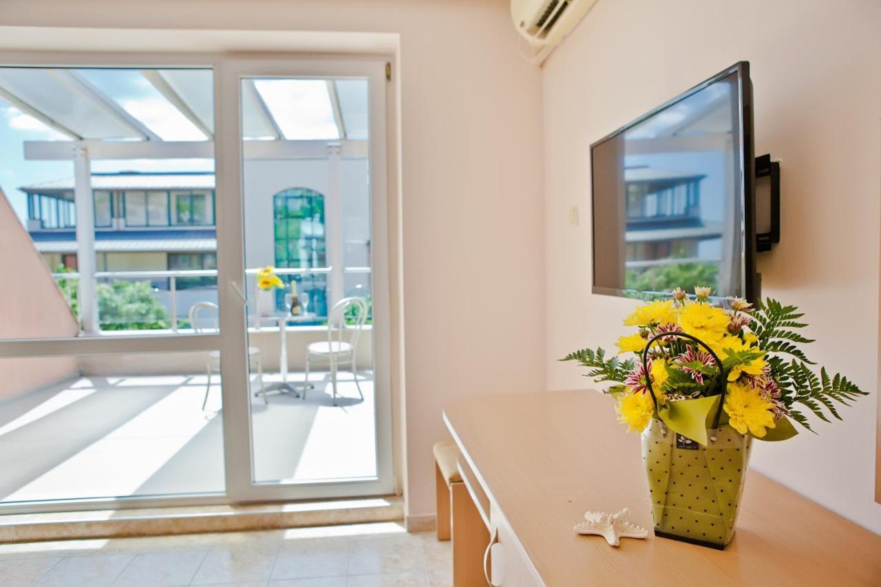בלצ'יק Family Hotel Morska Zvezda מראה חיצוני תמונה